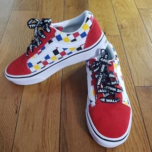 Boy Vans Checker Shoes SZ. 1.5